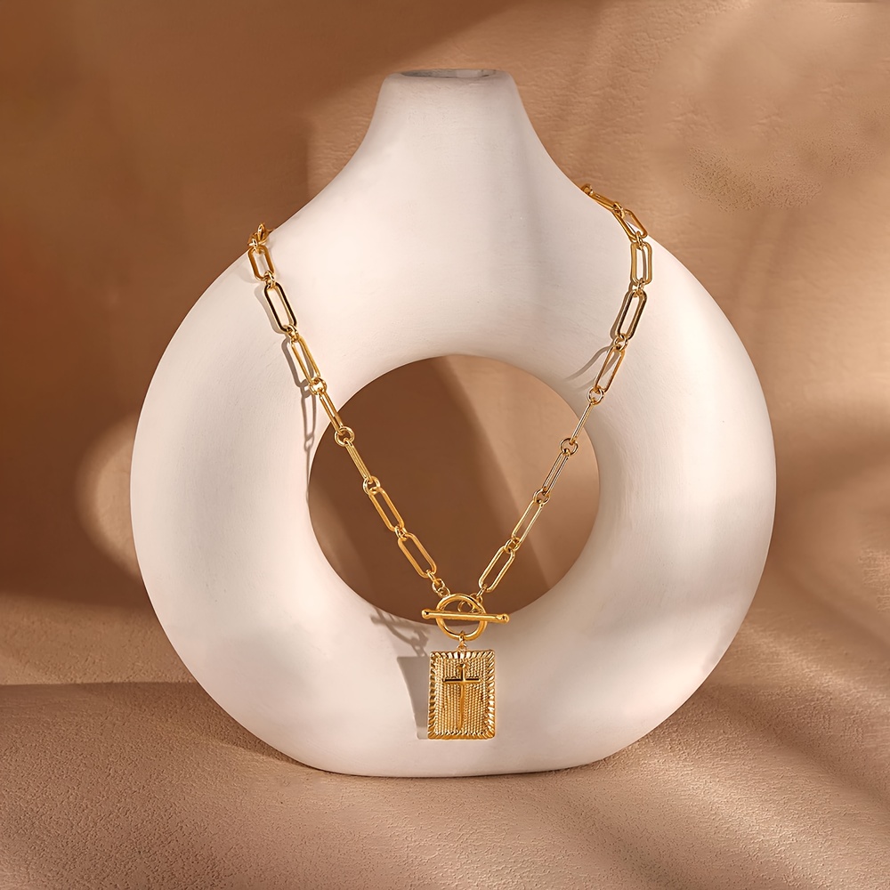 Women's Golden Rectangular Pendant Necklace, Daily Wear