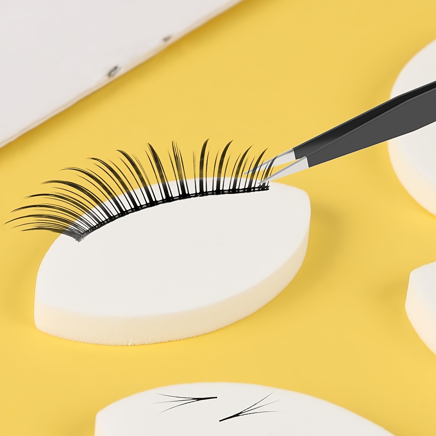 30pcs False Eyelashes Soft Maple Leaf Feel Lash Tool Pads