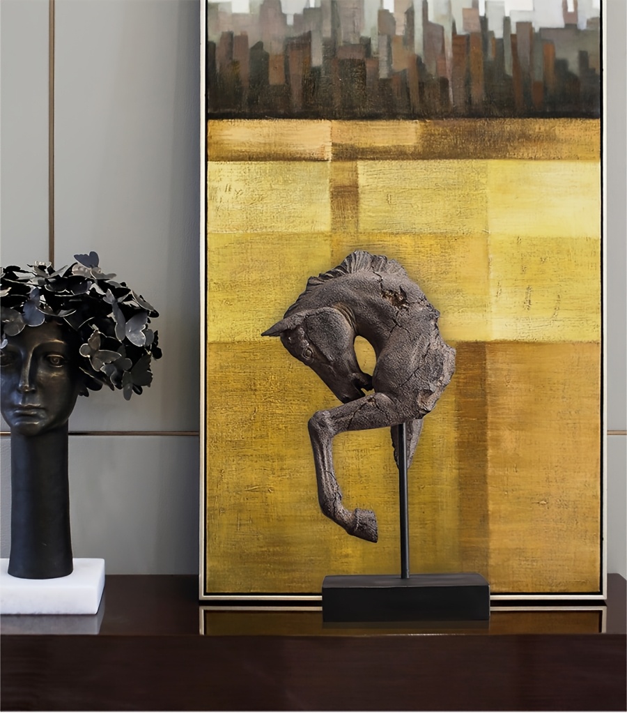 Easegen Home Vintage Rustic Horse Head Sculpture Statue - Resin Abstract Horse Statue with, Tabletop Decor Suitable for Desk, Shelf, Bookcase, Modern Home Office Decorations, Gift for Horse Lovers, Art Collectors