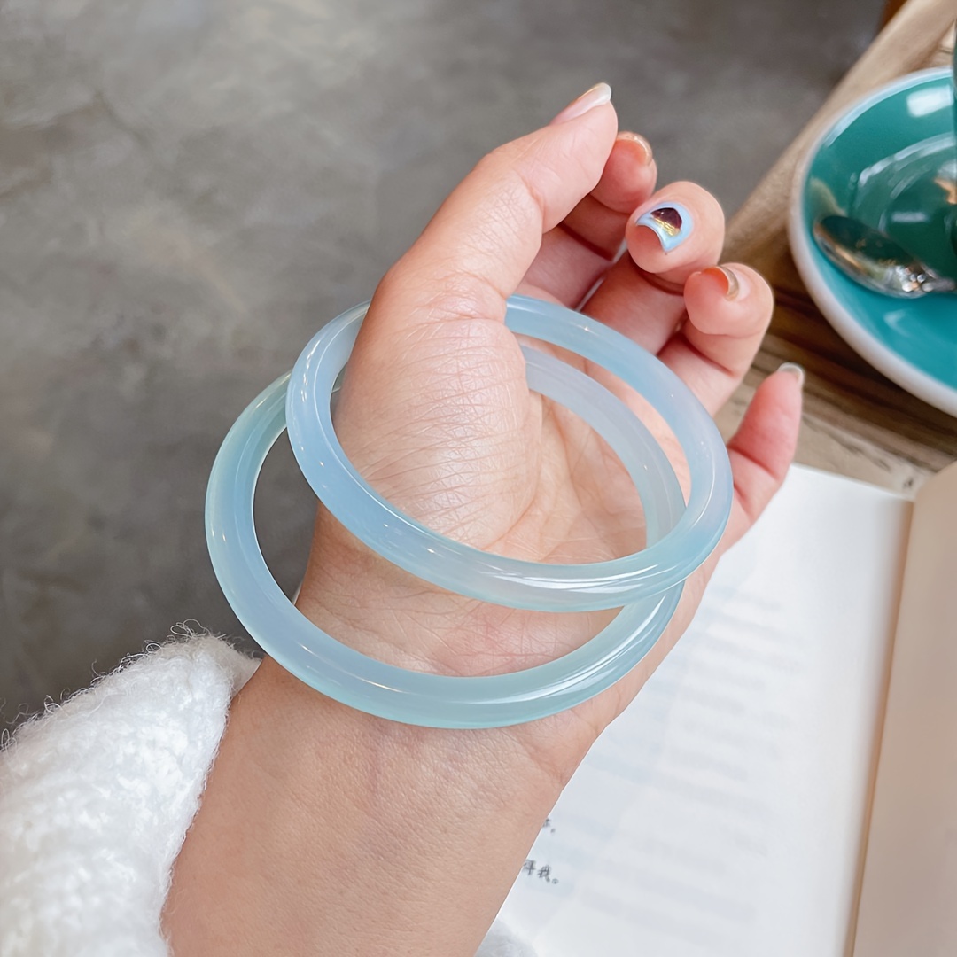 Chic Blue Chalcedony Agate Bracelet, Icy Lake Design