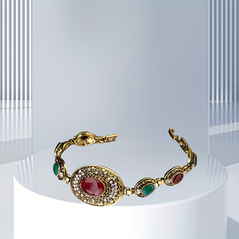 

Vintage Elegant Style Red And Green Gemstone Charm Bracelet Art Carving Charm Bracelet For Women Vintage Bohemian Style