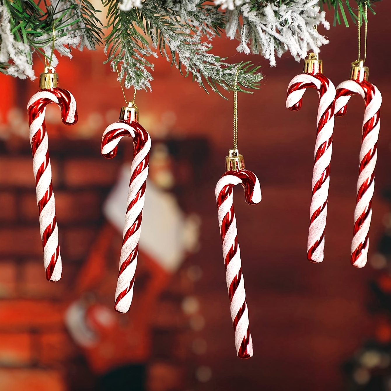 

6pcs Christmas Tree Ornaments - For Parties, Halloween & New Decor | No Battery Needed,