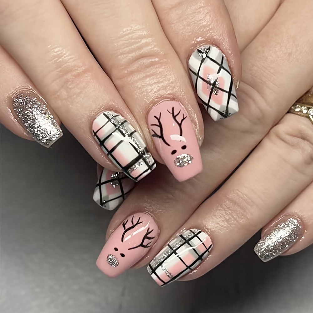 

24pcs Christmas Pink Reindeer-themed Nail Art With Line Grid Design And Fine Flash Decorations For Ladies And Girls, Mid-length Ballet Flats,