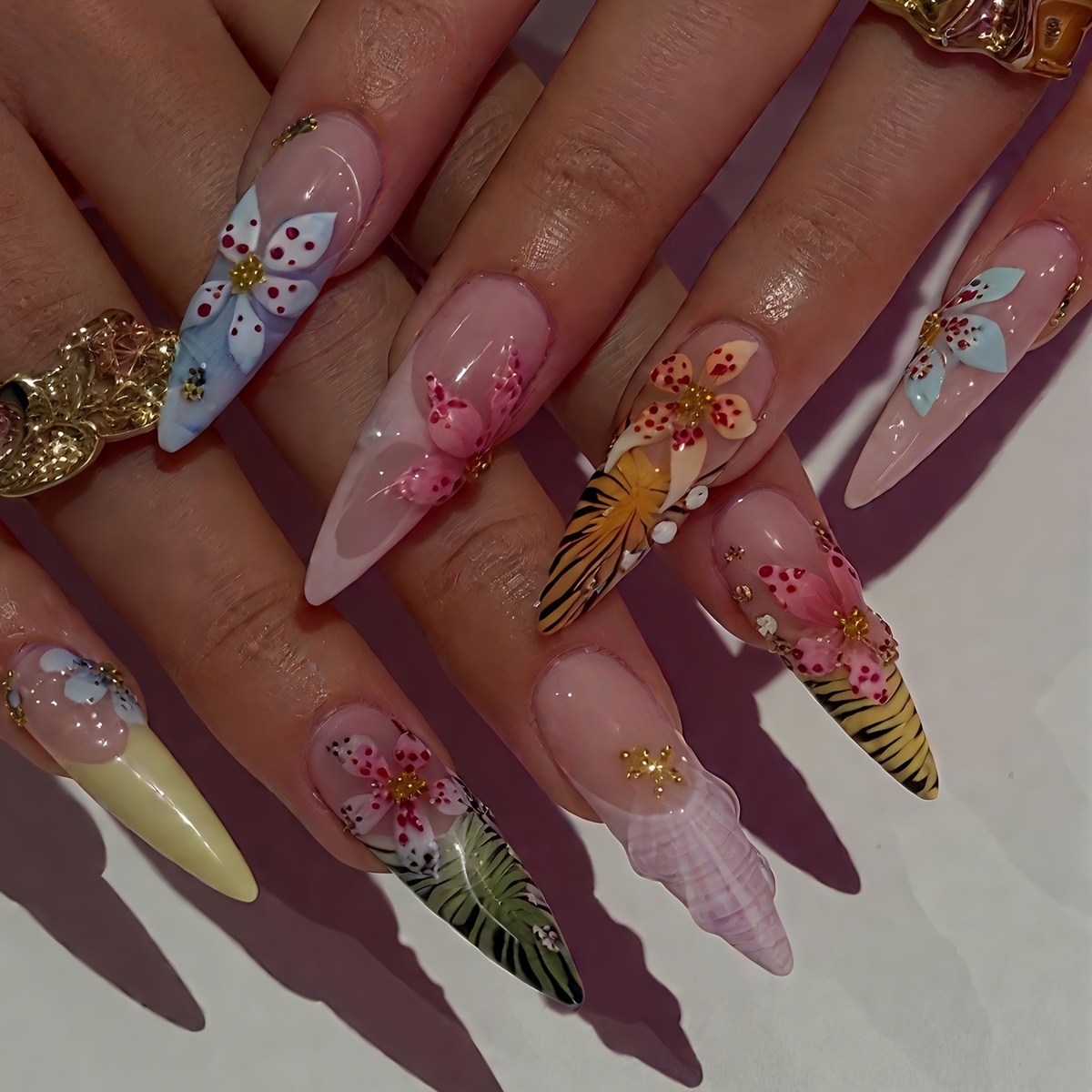 E-shop 24 Stück Mandelform 3D Wasserträne Süße Blume Leopard Falsche Nägel Set mit Nagelfeile und Kleber, Einfach zu Tragen für Frauen
