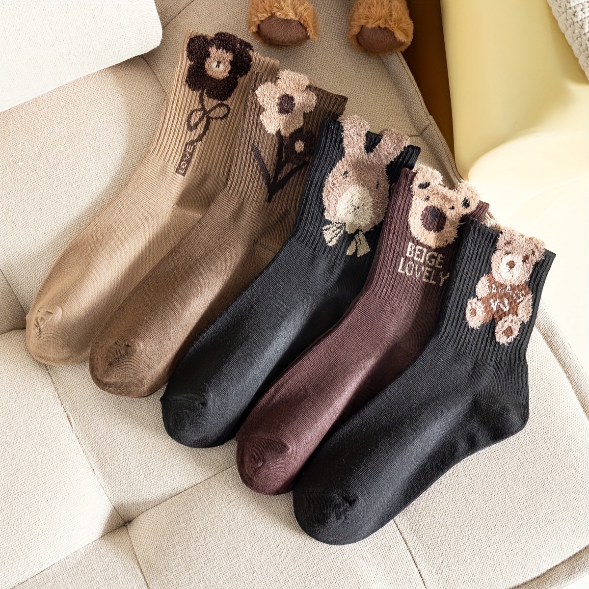 5 Pairs Letter Love 3d Plush Bear Pattern Women's Mid-calf Socks