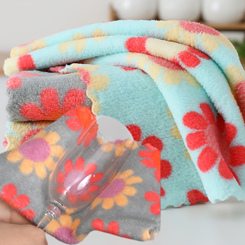 4pcs floral coral dish cloth set super absorbent kitchen cleaning towels soft reusable dishwashing cloths for wiping glassware dishwashing and stain removal colorful floral pattern microfiber cleaning cloths multipurpose for kitchen bathroom Product details 0