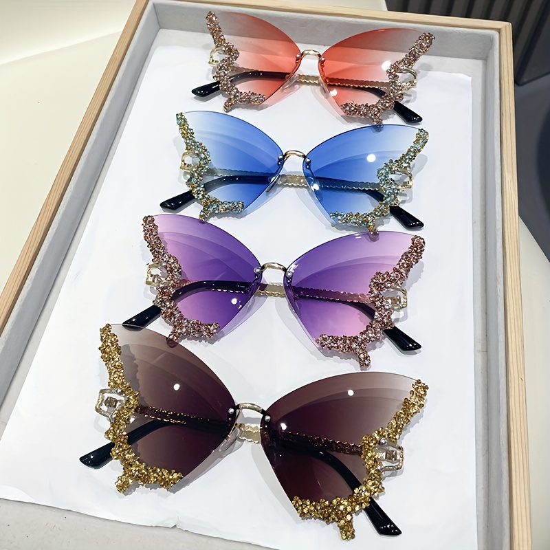 

4-pack Yi Yan Shaped Rhinestone-embellished Glasses, Fashionable Exaggerated Style, Metal , Pc Lens, Cloth Included, Decorative Eyewear For Women, Climbing Sport Compatible