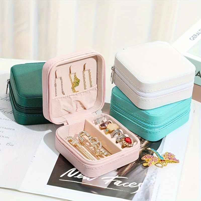 

1pc Square Portable Zipper Jewelry Box, Multifunctional Jewelry Box, Ring Earrings Necklace Ear Stud Storage Container, Jewelry Box With Compartments, Travel Portable Jewelry Box