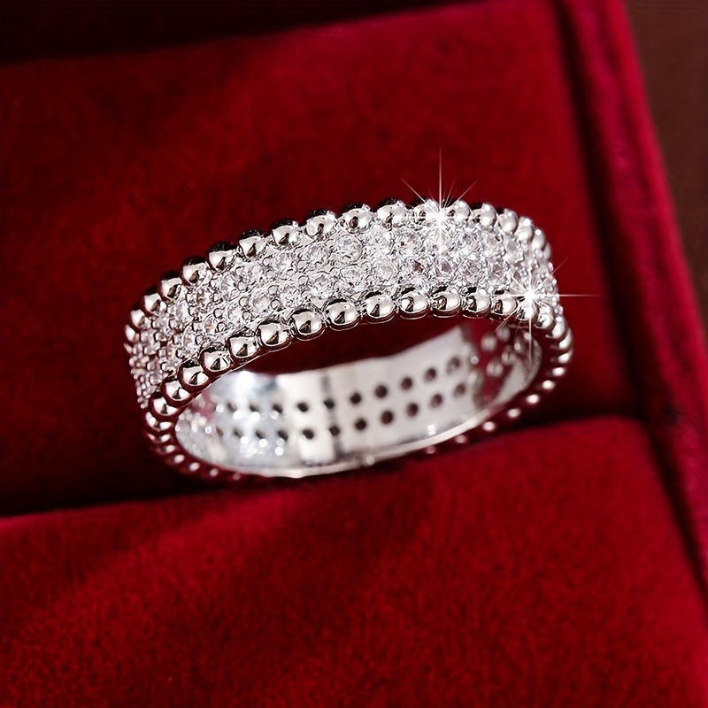 Women's Simple Beaded Edge Design Synthetic Zirconia Ring Set