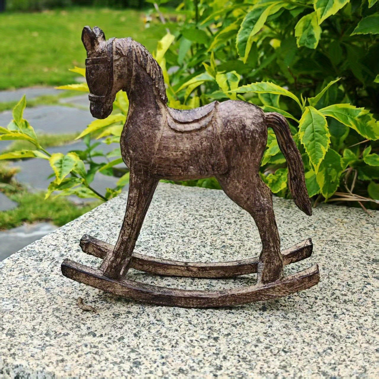 TEMU A Resin Figurine, Suitable For Room Types, Does Not Electricity Or Batteries, Ideal For Home Decor, Garden, And Decorations