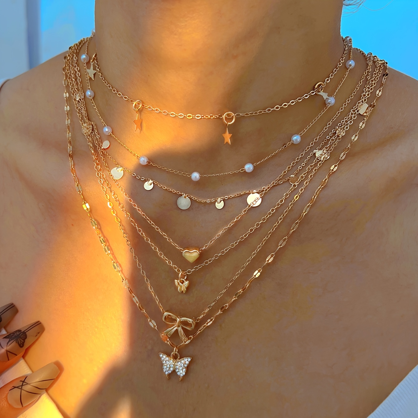 Image of 7pcs Retro Elegant Fashion Pearl Rhinestone Heart Knot Star Round Piece Multi-element Pendant Necklace Set, Personalized Sweet Stacked Clavicle Chain