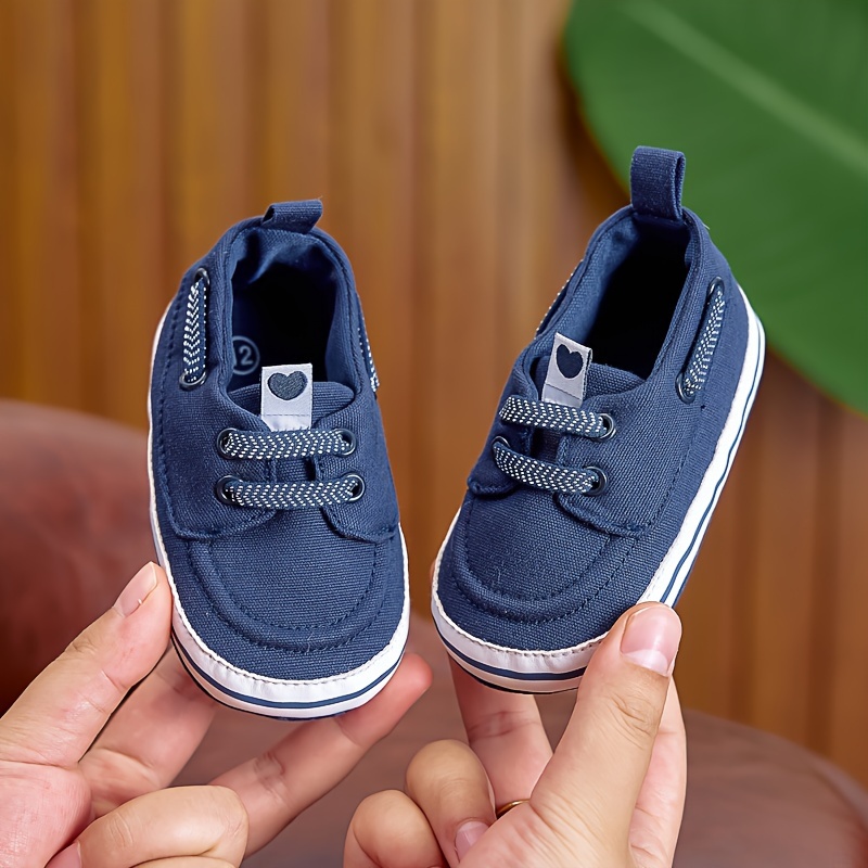 Casual Slip-On Canvas Footwear for Newborns 0-1 Year, Breathable First Walker Sneakers for Both Genders