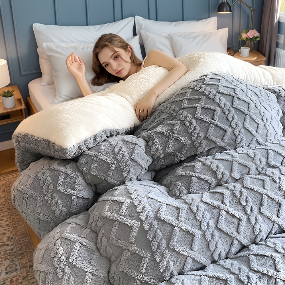TEMU Ultra Soft Winter Comforter - Thick & Warm, Double-sided Design, Anti-static, No Shedding, Machine Washable