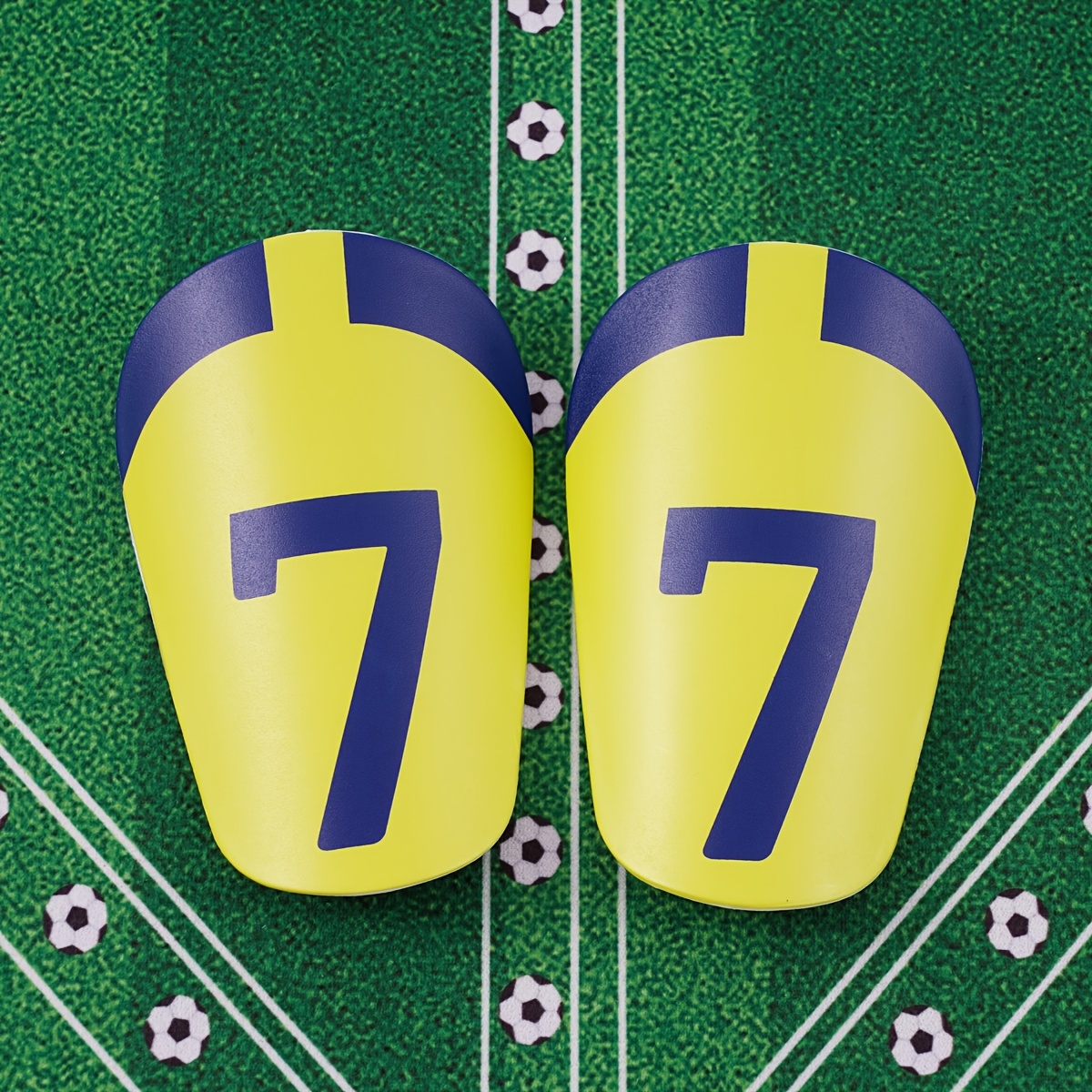 TEMU A Pair Of Durable Mini Soccer Cleats, Lightweight Sports Gear, Trendy Athletic Supplies - Suitable For Soccer, Basketball, Baseball, And Other