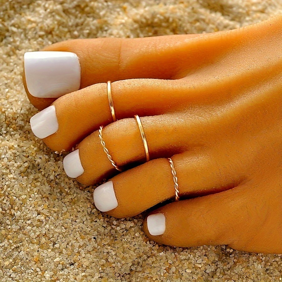 

4-piece Set Fashionable Simple Iron Toe Rings For Women, Spiral And Plain Band Designs, Non-plated – And Beach Vacations