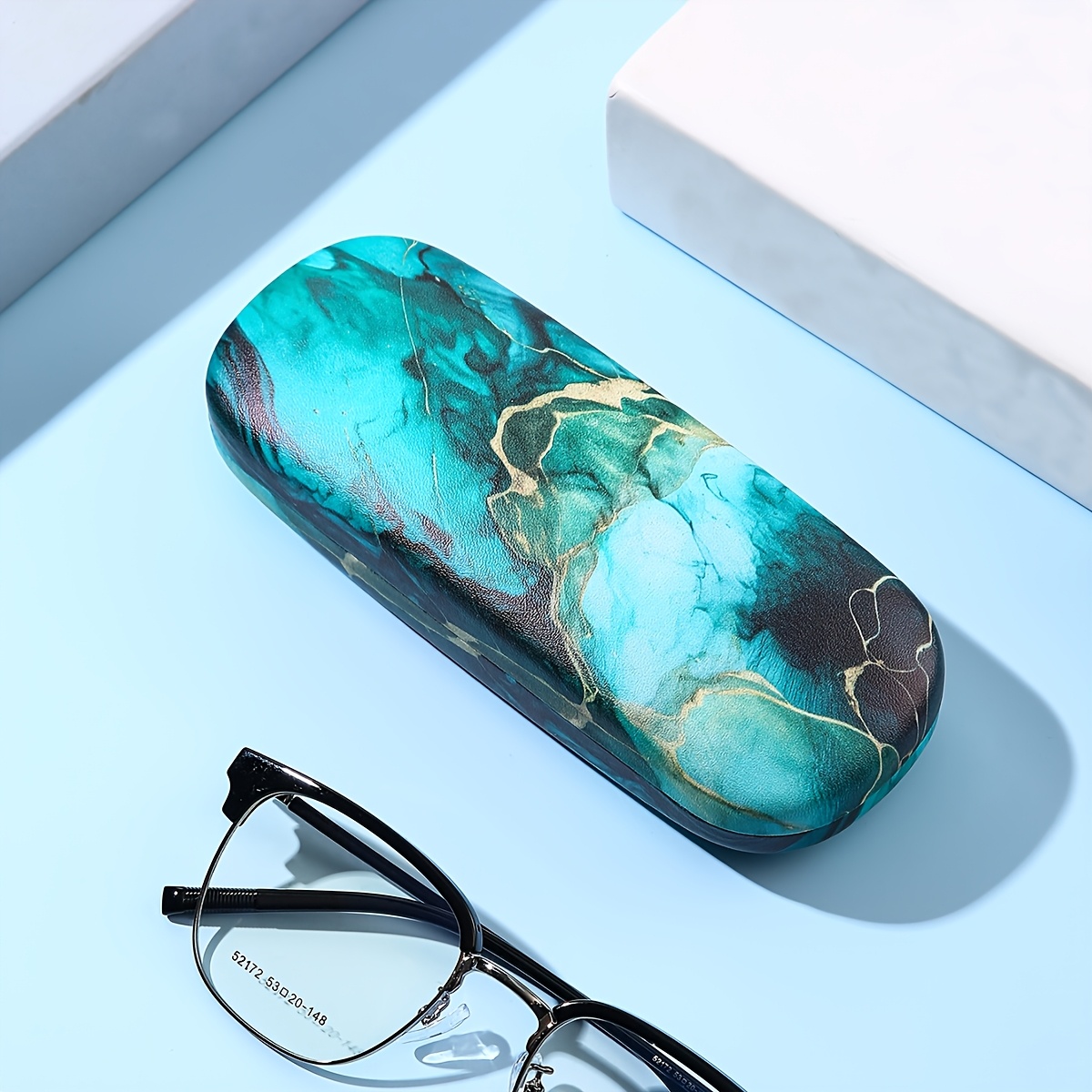 1pc Chic Graffiti Ripple Print Fashion Glasses Case Durable & Portable Protective Eyewear Holder Box For Women Men