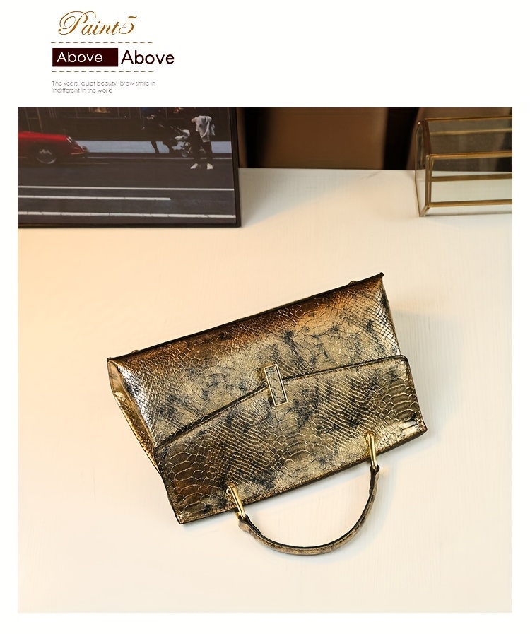 Handbag worn over arm