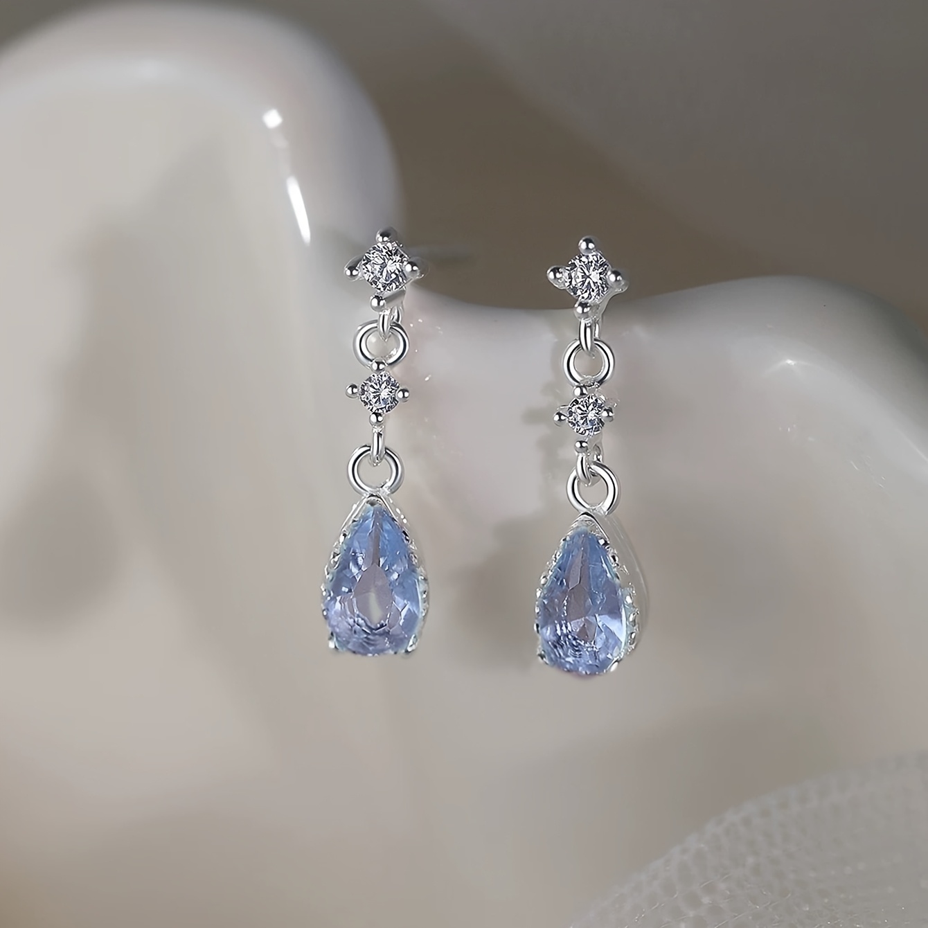TEMU Une paire de boucles d'oreilles pendantes en verre de pour femme, , , exquises et compactes, au tempérament élégant, polyvalentes pour un port ,