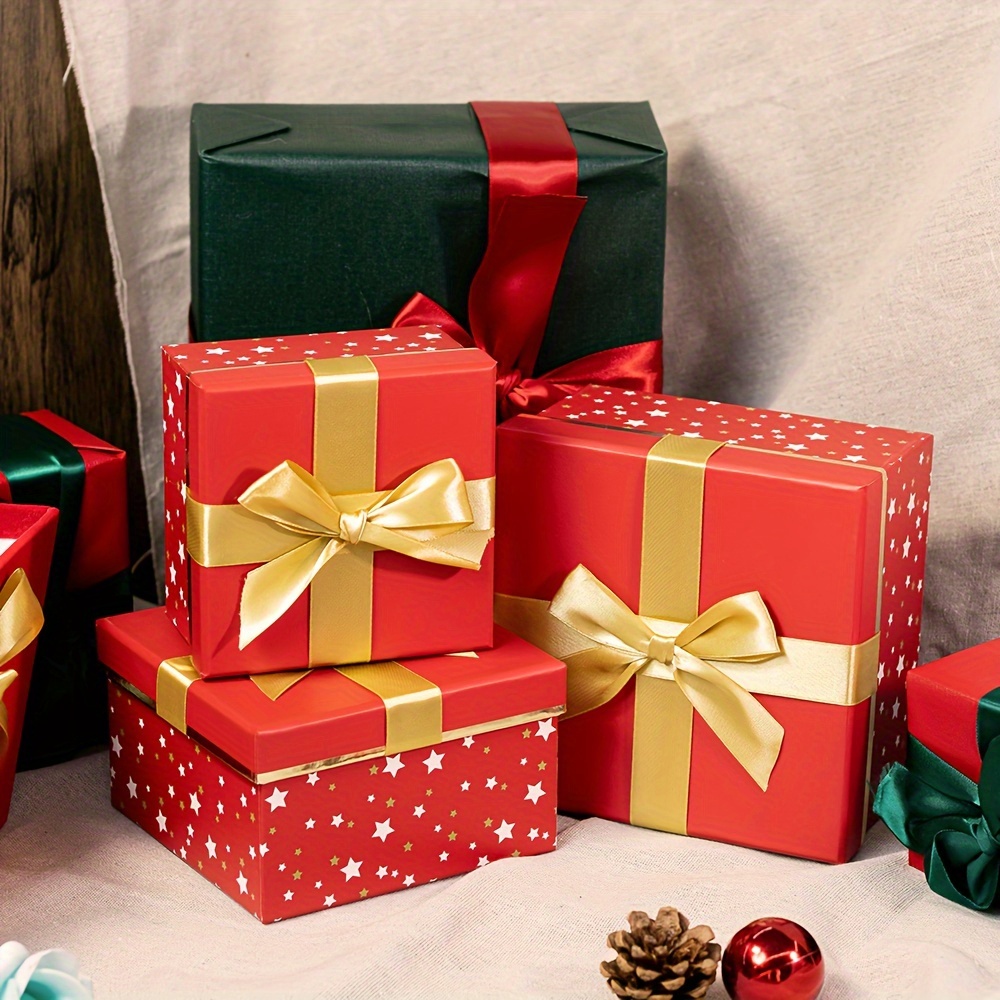 

3-piece Set Of Festive Gift Boxes And Clothes Boxes: Perfect For Christmas, Birthdays, And More - Durable Paper Material