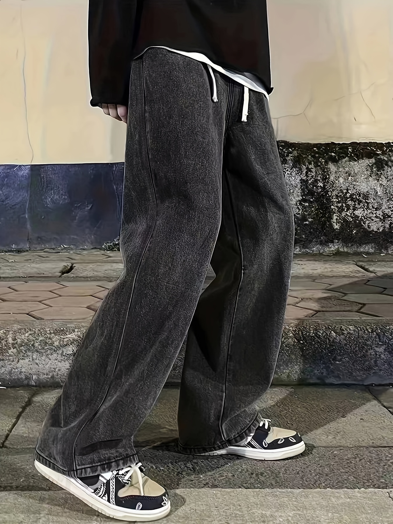 How To Style The Classic Baggy Trousers This Season