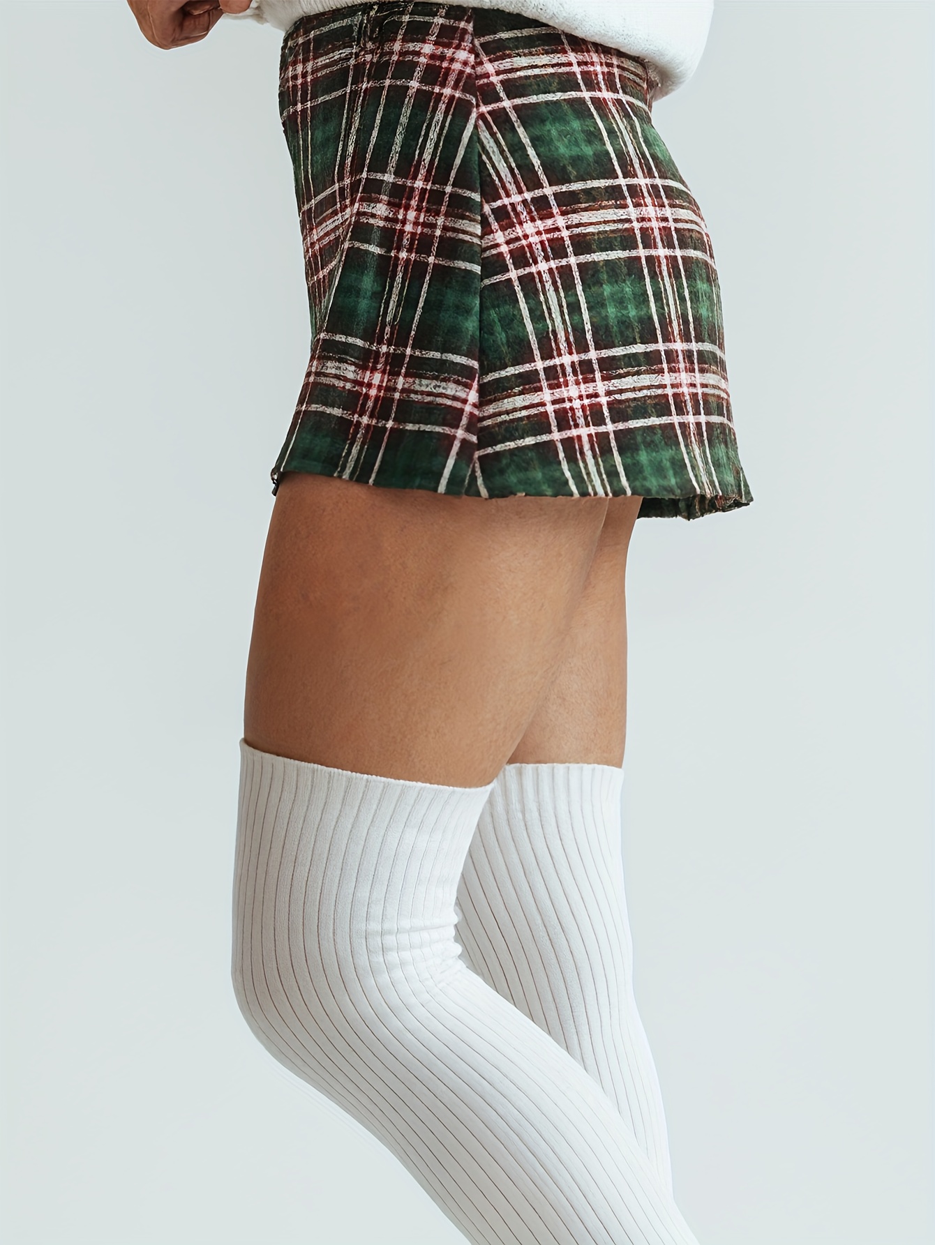 Autumn/Winter New Arrival: Sexy Christmas Plaid Print Pattern, Vibrant, Ageless, Fashionable, Elegant, And Chic Women's Midi Skirt