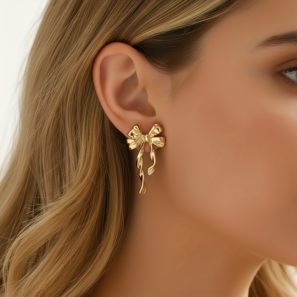 Image of 1 Pair Of Stylish Stud Earrings, Suitable For Women' Wear, And As A Gift For Mother's Day Or Valentine's Day