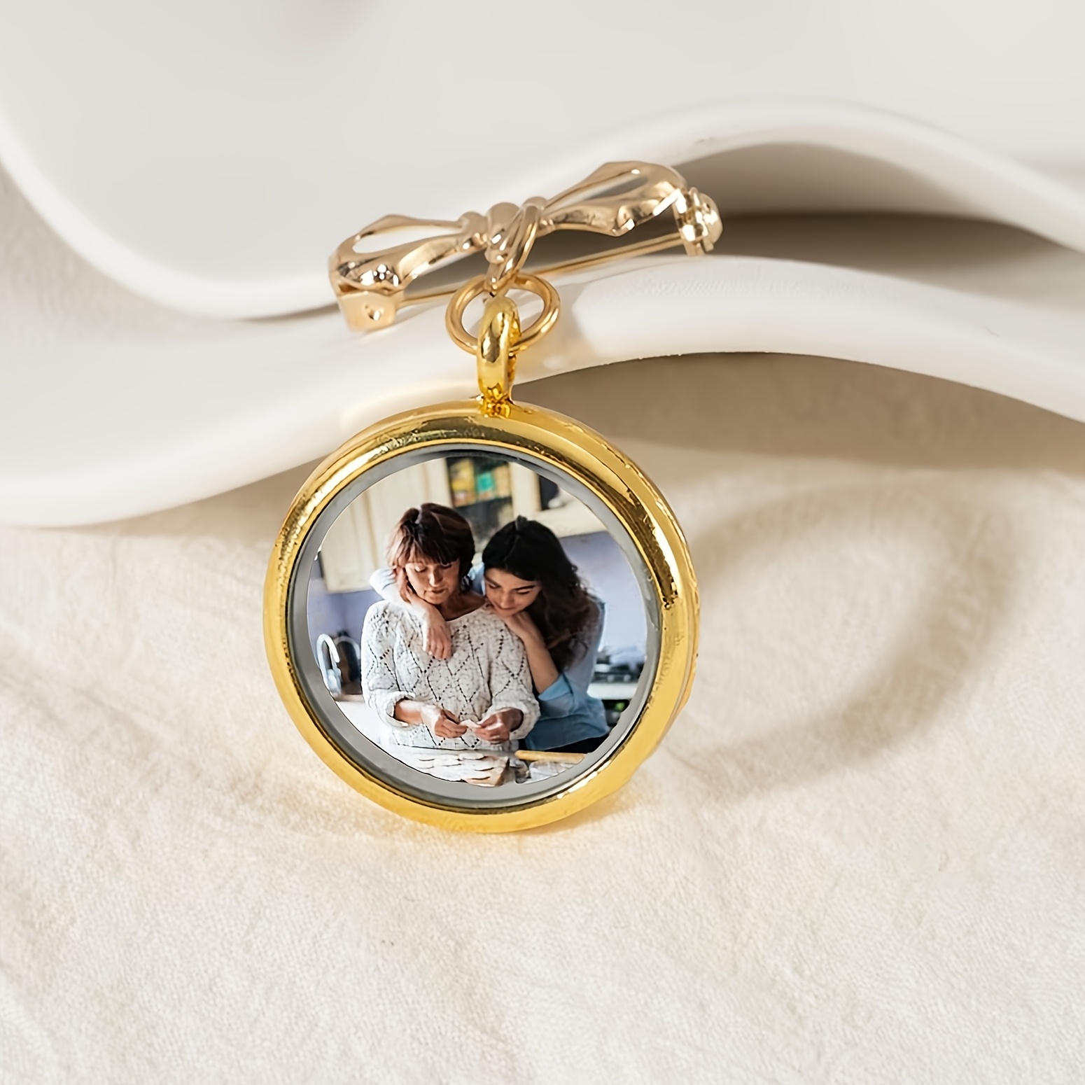 E-shop Individueller Fotobild-Anhänger Brosche, Anstecknadel für Herren und Damen, Glasfliege-Brosche, Hochzeitsgeschenk für Trauzeugen
