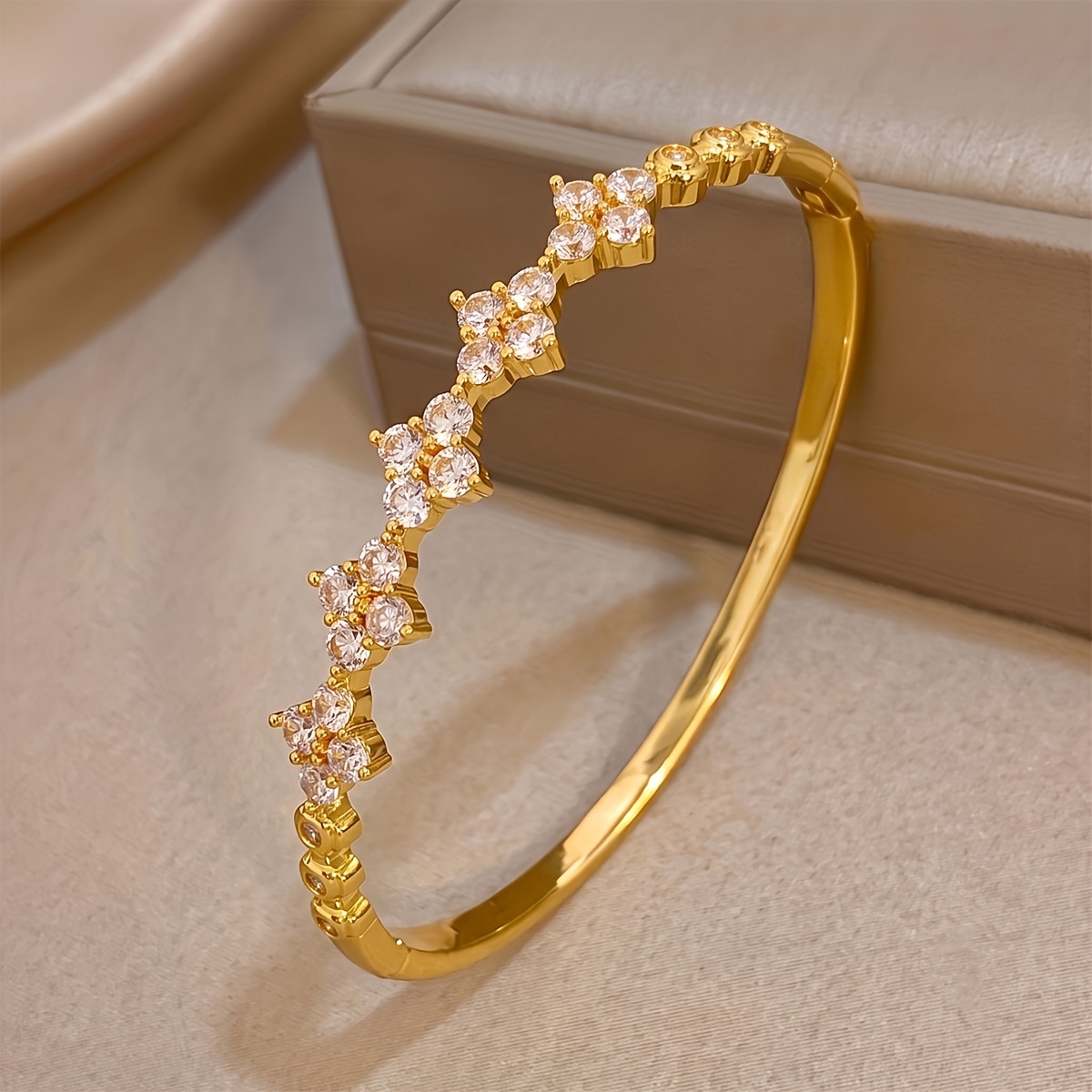 3pc 18K Gold Plated Exquisite Sparkling Bangle Set, Stackable