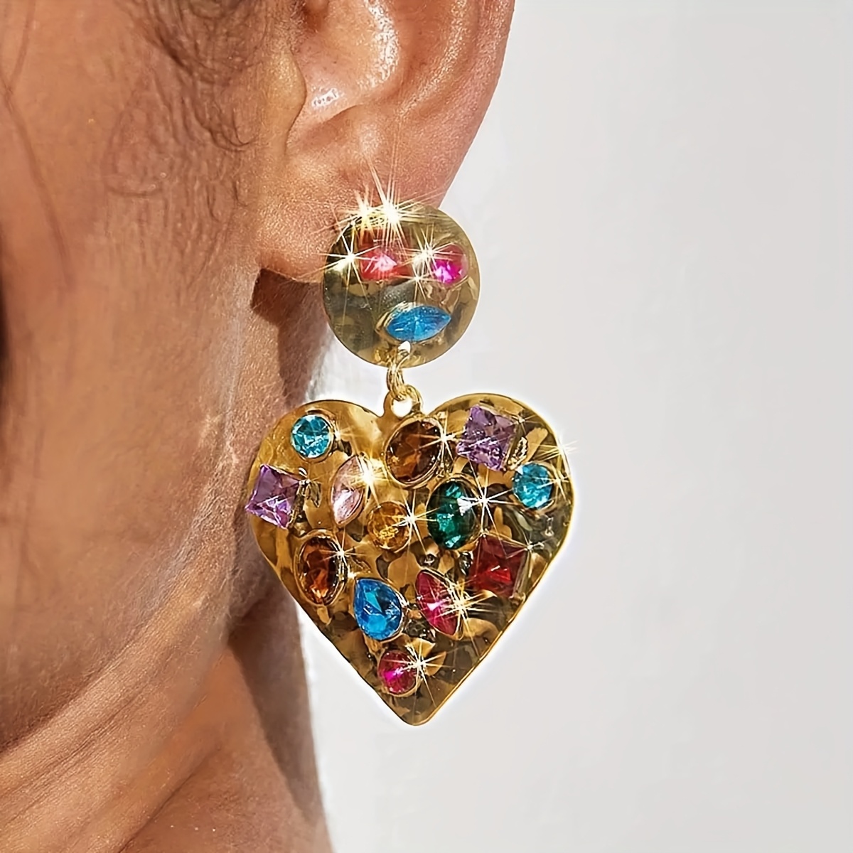 Vintage Heart Minimalist Fashion Zirconia Earrings