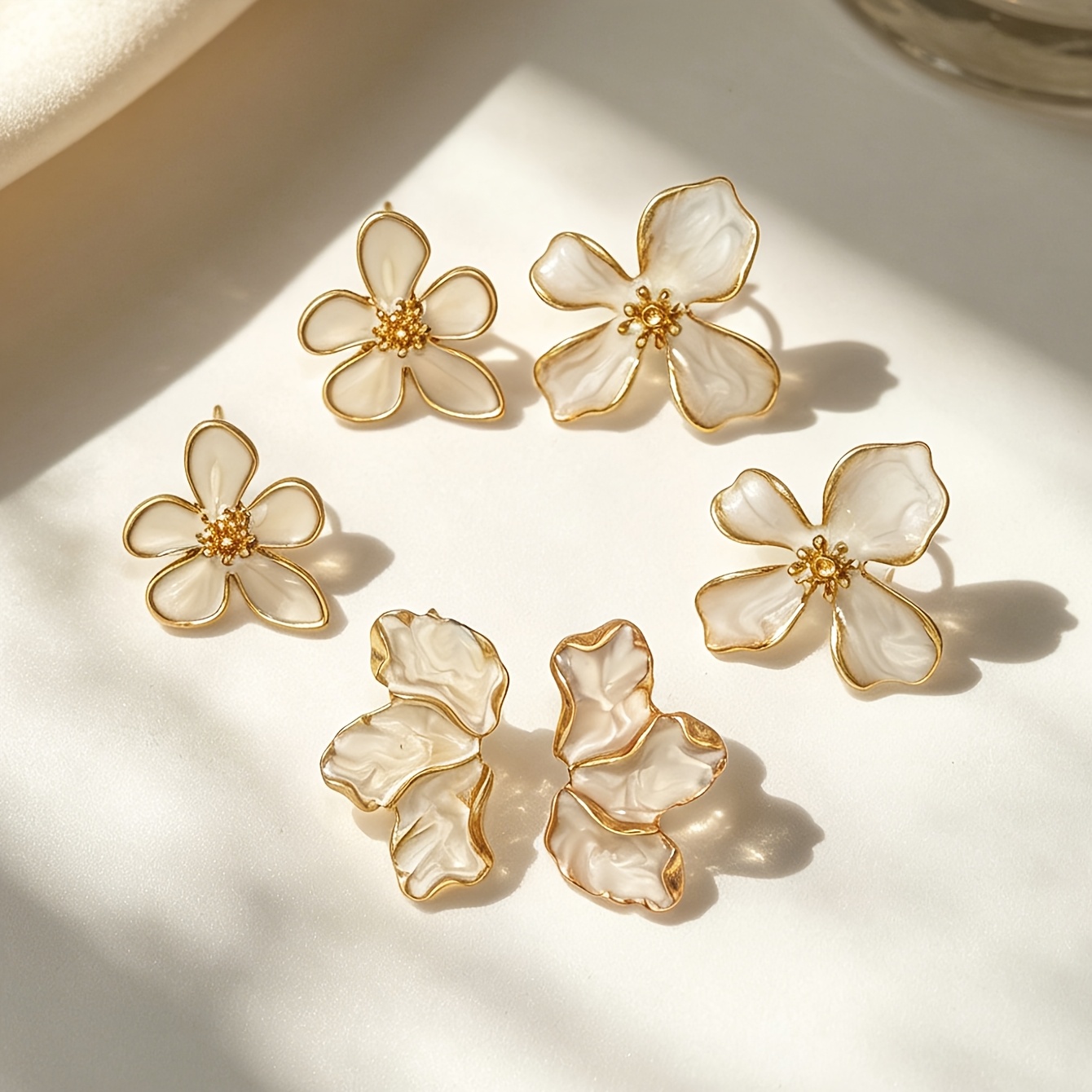TEMU 3 Pairs Of Simple And Cute White Enamel Maple Leaf + Flower + Petal Stud Earrings, Women's Fashion Earrings, Exquisite And Versatile, Suitable