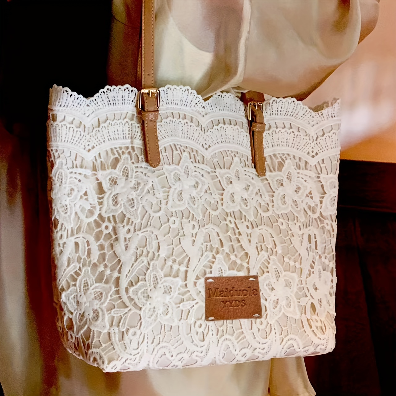 

Fashion Lace Shoulder Bag For Women, Solid Color Fabric Tote With Adjustable Strap, Foldable Design, Kiss Lock Closure, Polyester Lined, Accessory - Elegant Daily Handbag