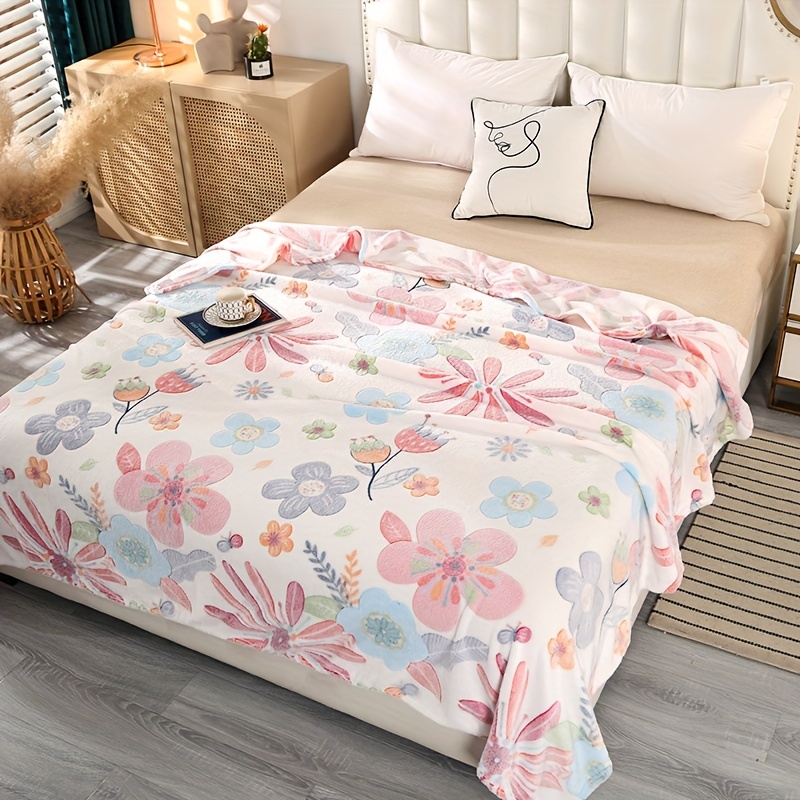 

Ultra-soft Snowflake Fleece Blanket - Cozy, Warm Plush Throw For Bed, Sofa, And Travel - Versatile All-season Polyester Blanket