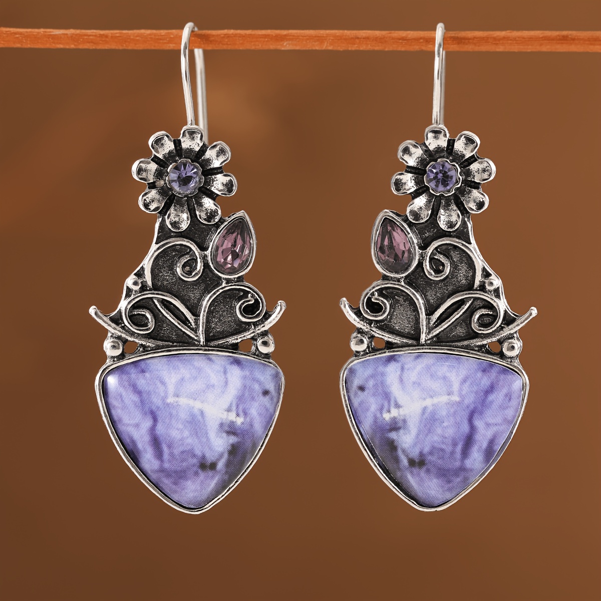 TEMU Vintage Distressed Carved Floral Inlaid Synthetic Zirconia Long Earrings For Women, Suitable For Parties, Gatherings, Daily , And Versatile Ear