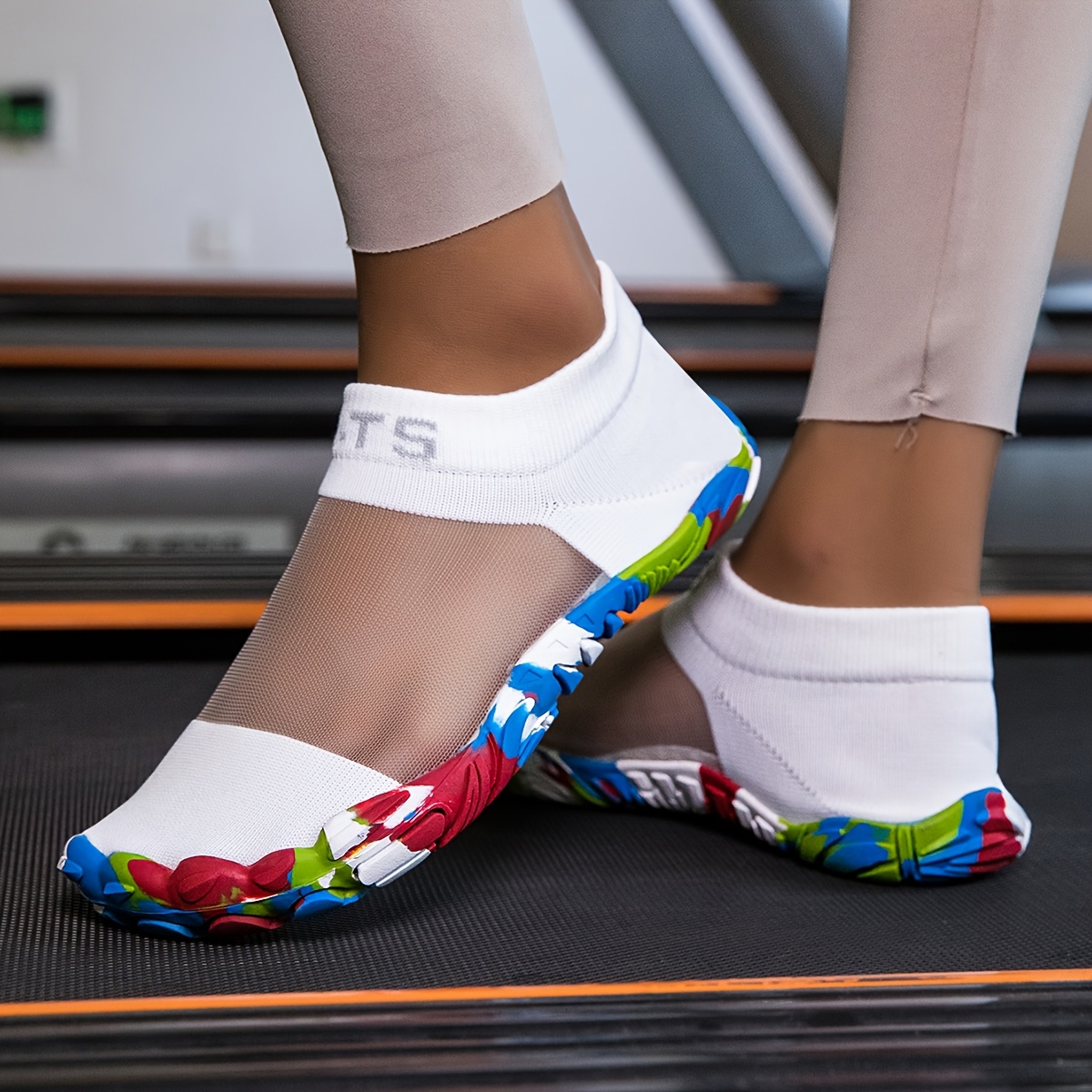 [Breathable Water Shoes] Lightweight Breathable Women's Mesh Water Shoes | Colorful Floral Design, Ventilation Holes, and Rubber Sole for Outdoor Sports, Swimming, and Fitness