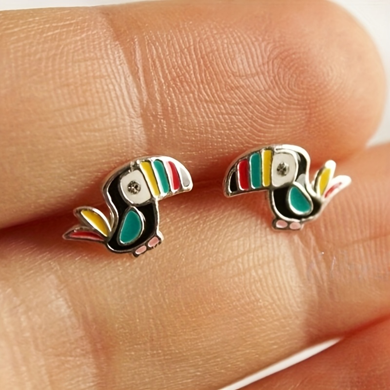 Colorful Toucan-Shaped Ear Studs, Exquisite Design