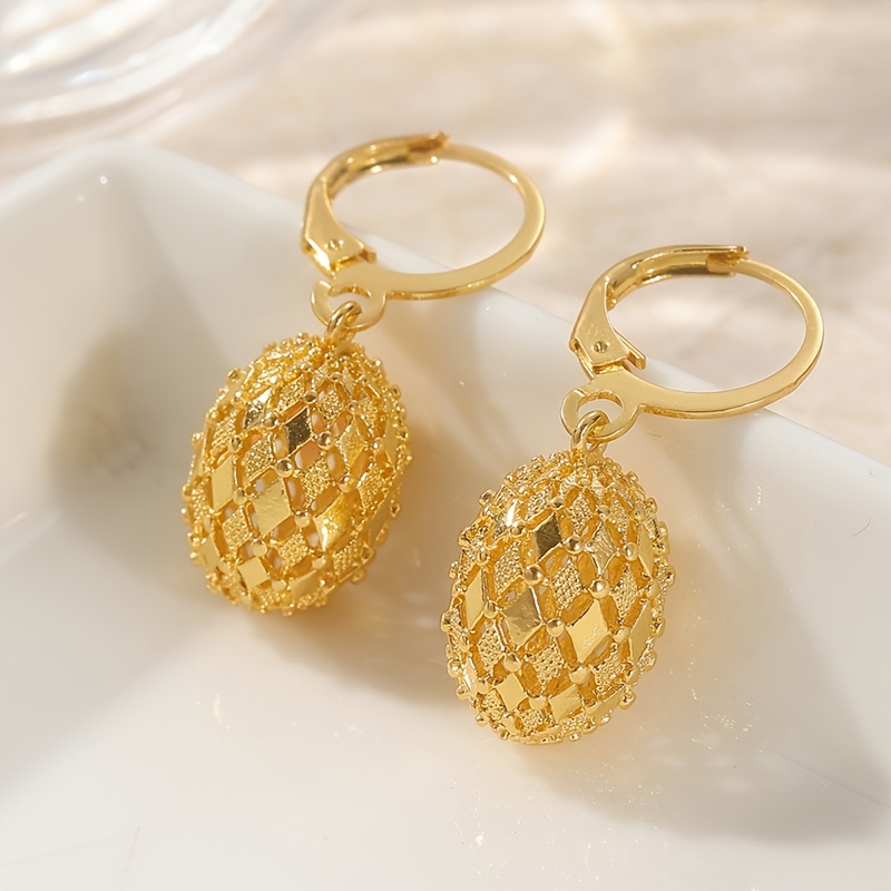 Image of 1pair Of Classic Golden Hollow Ball Pendant Earrings, Easy And Versatile Jewelry For Daily Use, Temperament Earrings, Perfect Gift For Her