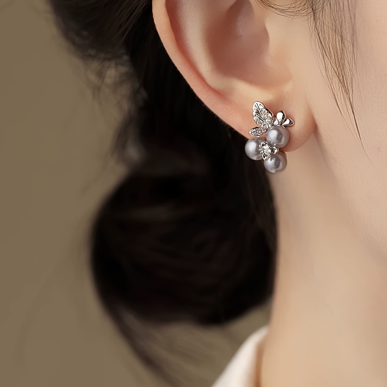 Minimalist Grape Bunch Faux Pearl Design Earrings