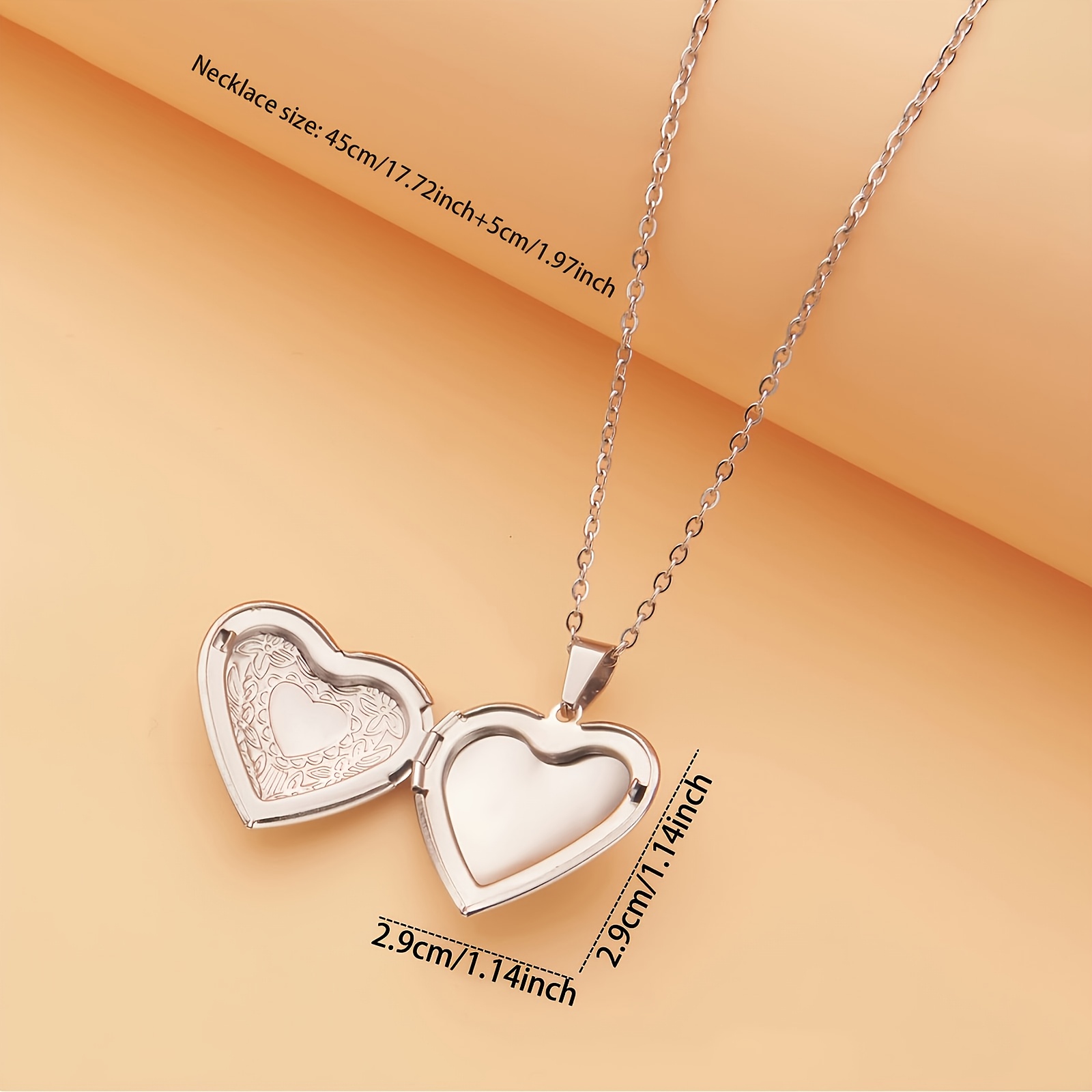 Vintage Heart-Shaped Locket Necklace with Flip Cover