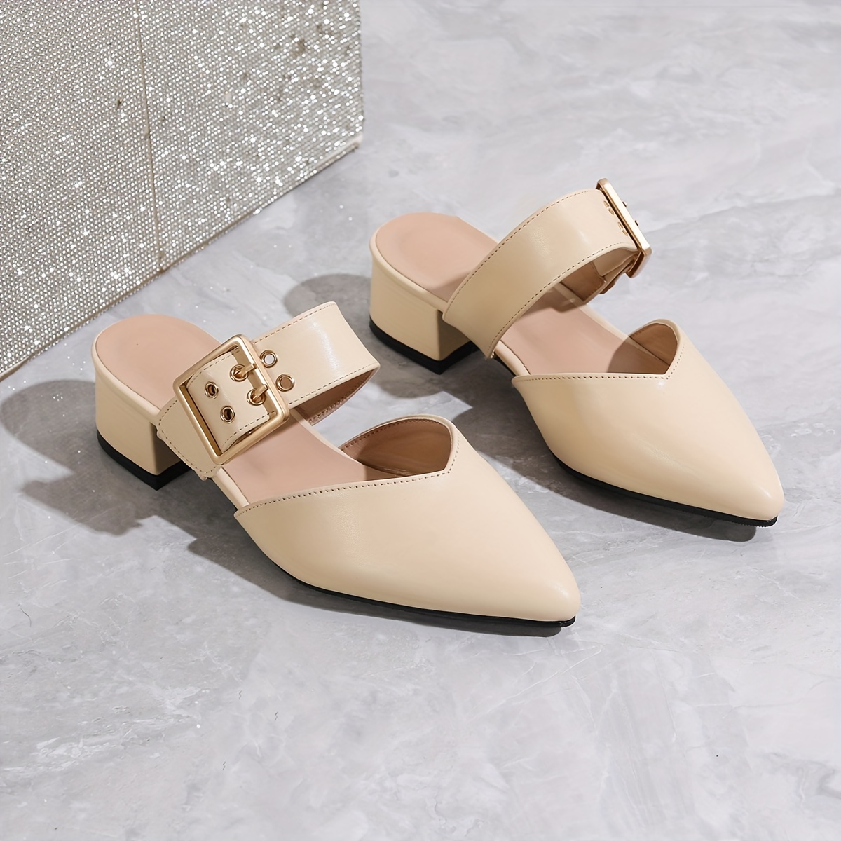Sandalias de tacón grueso de color sólido para mujer, zapatos de vestir de punta fina de moda, tacones con diseño de hebilla elegante 5
