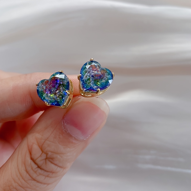 TEMU A Pair Of Stylish And Minimalist Heart-shaped Stud Earrings With Sparkling Cubic Zirconia, Perfect For Women To , During Festivals, For Commuting, And As Gifts