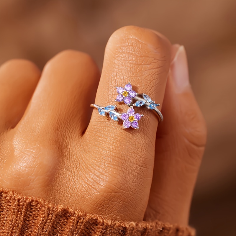 

Floral & Leaf Adjustable Ring With Sparkling Zirconia - Hypoallergenic, Nickel-free, Birthdays, Anniversaries, Engagements & Casual Attire