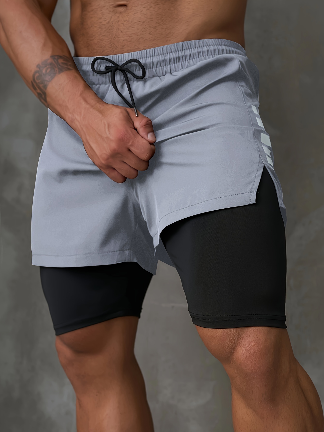 Men's 2-in-1 Running Shorts with Inner Pocket - Knee-Length, Double Layer for Gym & Training, Breathable Polyester, Machine Washable