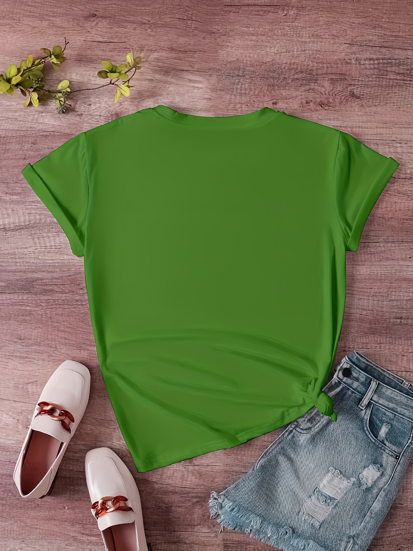 Plus Size, Plus Size Women's V-Neck Short Sleeve T-Shirt - Elegant Casual Chic White Top, Soft Breathable Fabric, Machine Washable, All-Season Versatile Wardrobe Staple, Everyday Comfort, Vneck Tee, Relaxed Fit Shirt