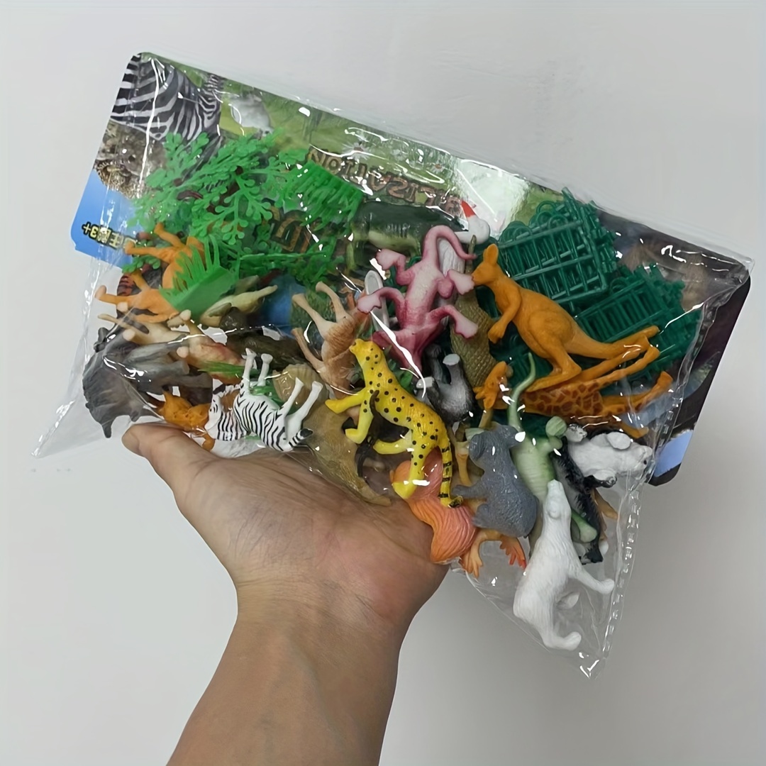 Indiamart Giraffe Plastic Toy Colorful Plastic Animal Toy Set