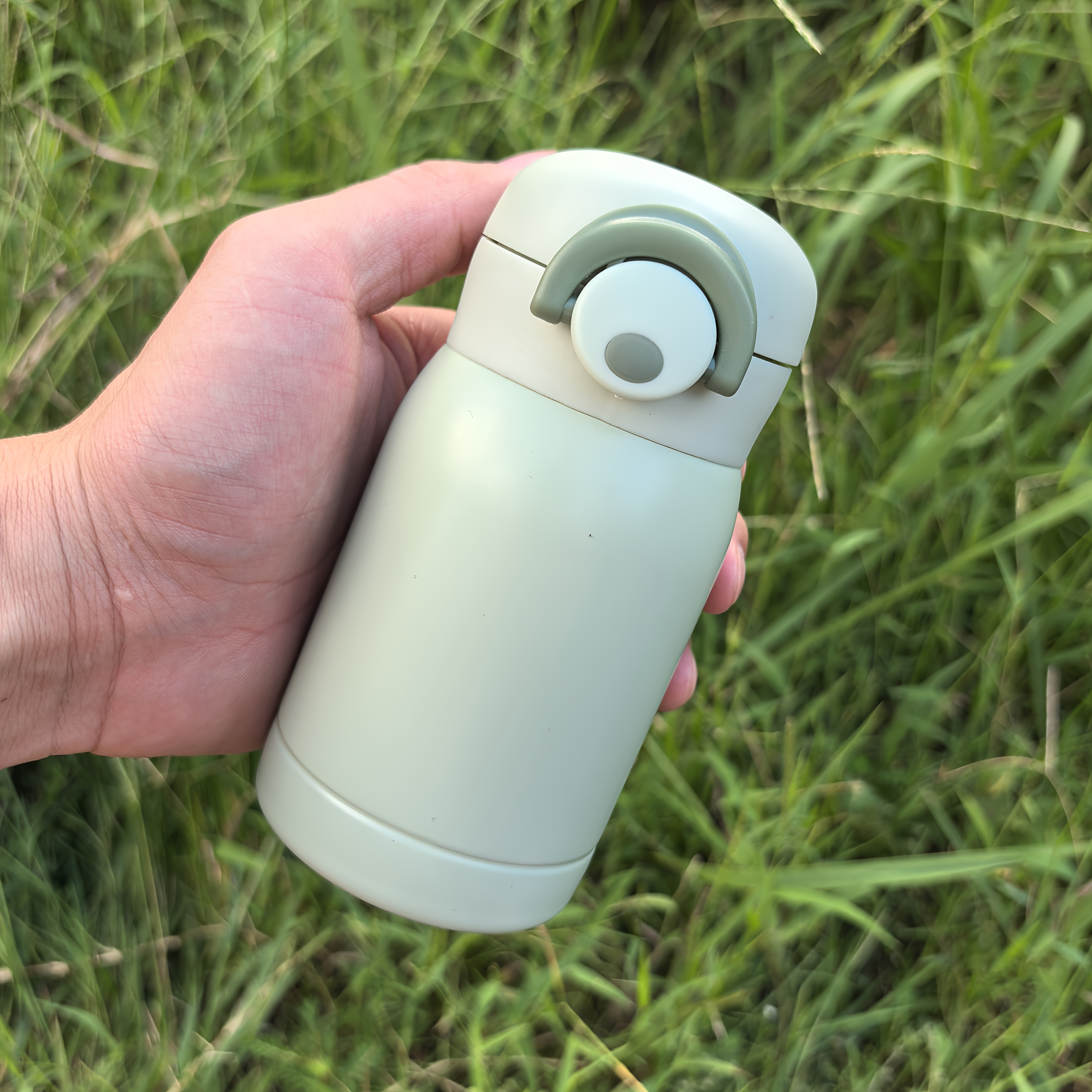 Image of 1pc Mini Stainless Steel Household 220ml/7.4oz Student Pocket Water Bottle, Insulated Beverage Bottle, Home , Car , Camping And Hiking , Office , Christmas, Halloween, Valentine's Day Gift