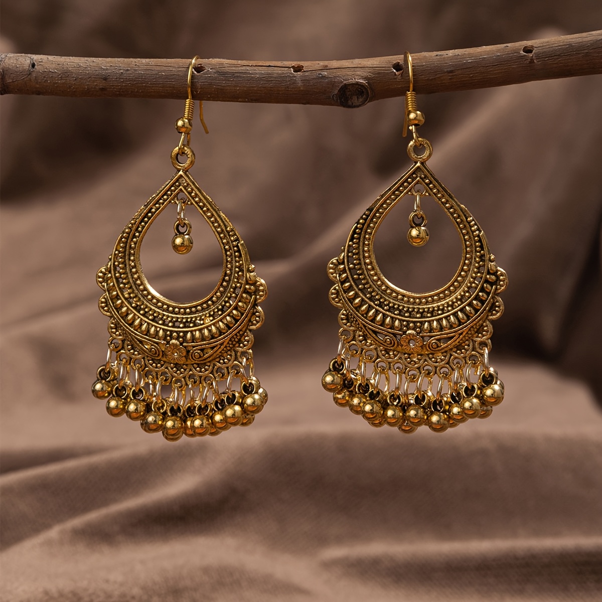 TEMU Boucles d'oreilles rétro de goutte de , ethniques, sculptées, à pompon, mode femme