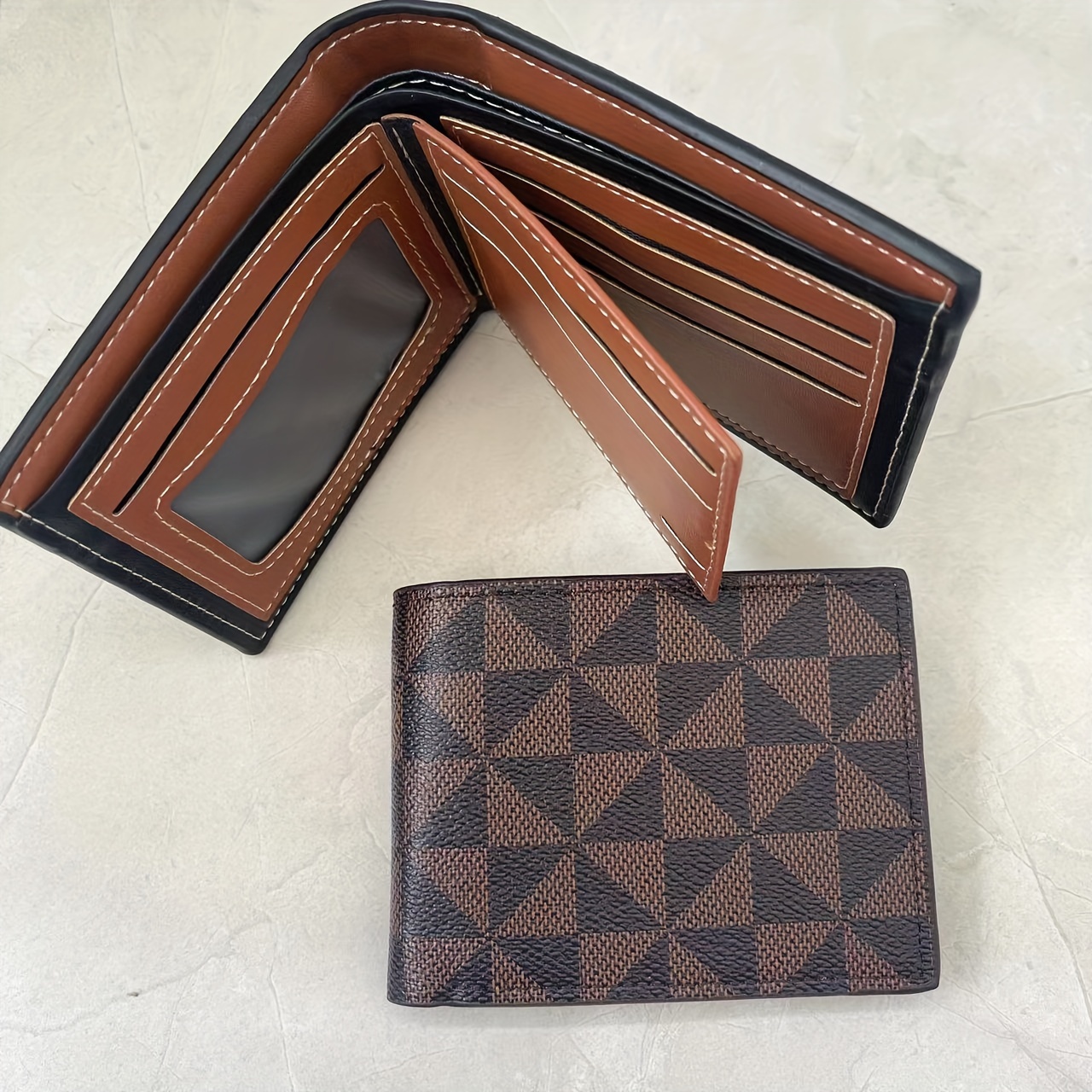 

Men's Casual Pu Leather Wallet With Printed Design - 9cm X 11.5cm