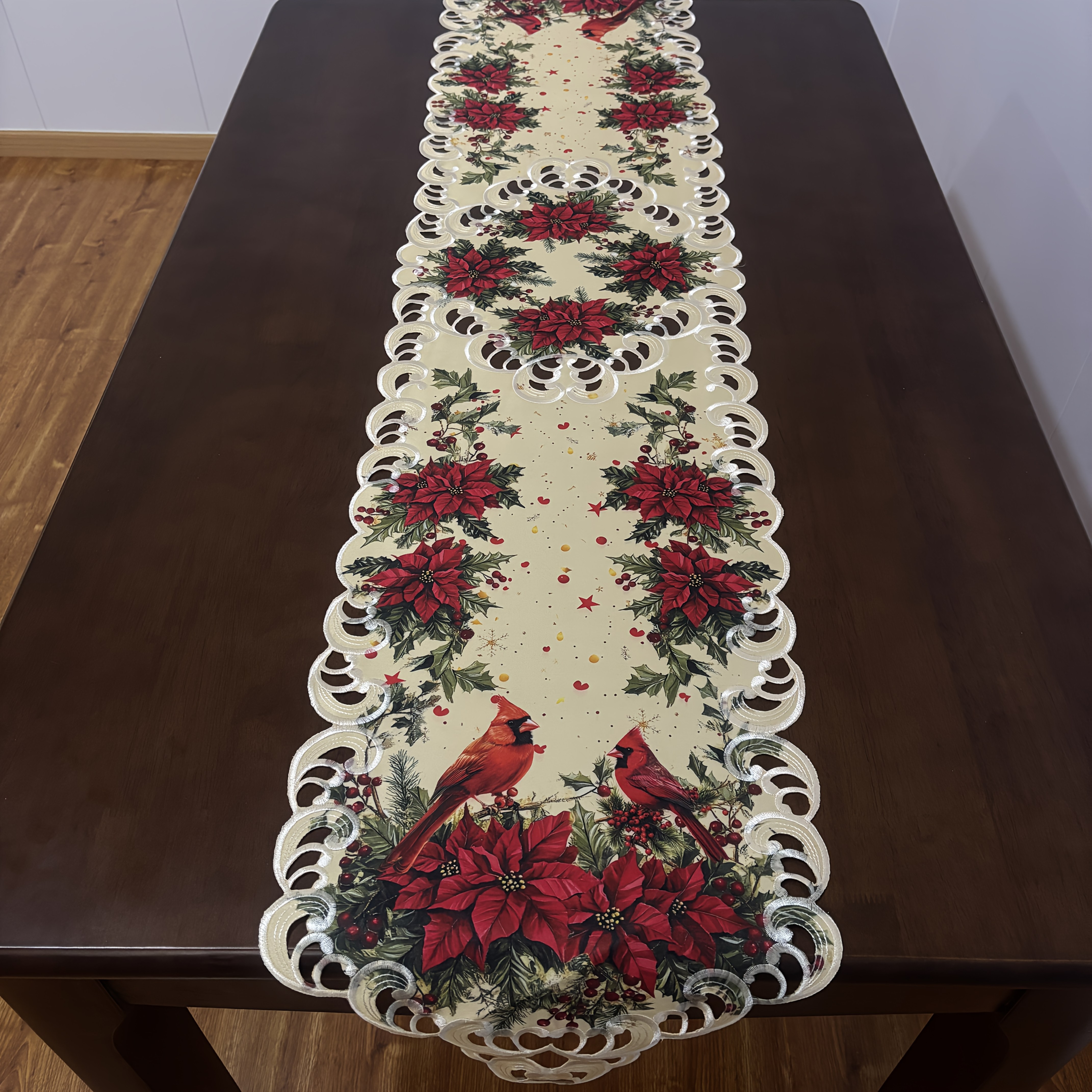 TEMU Nappe de Table Brodée Oiseau Rouge de Noël – Décoration de Table Imprimée Oiseau Rouge – Décoration de Noël Hiver avec Oiseau Rouge et Houx –