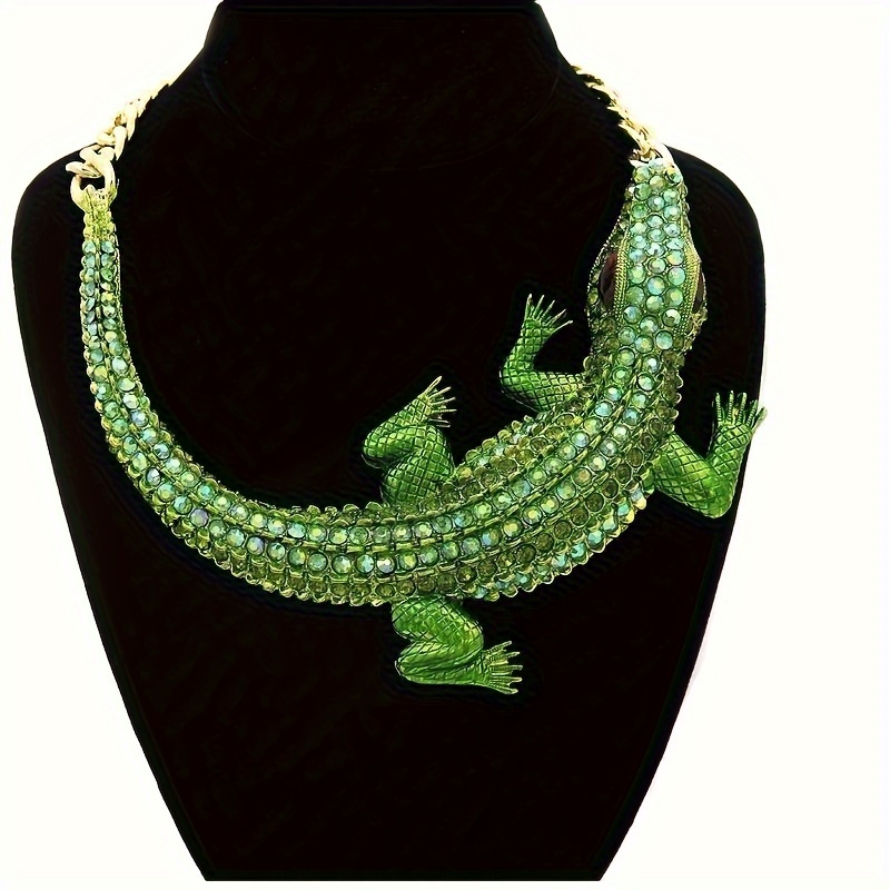 

Halloween Necklace Crocodile Shaped Women's Necklace And Fake
