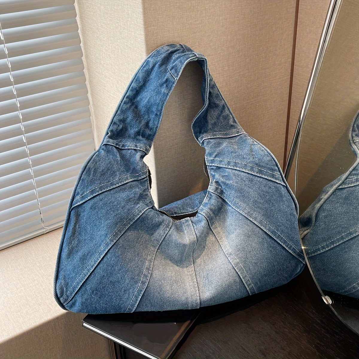 

-shaped Shoulder Bag For Women - Spacious & Crossbody ,